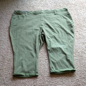 Terra & Sky women's capri